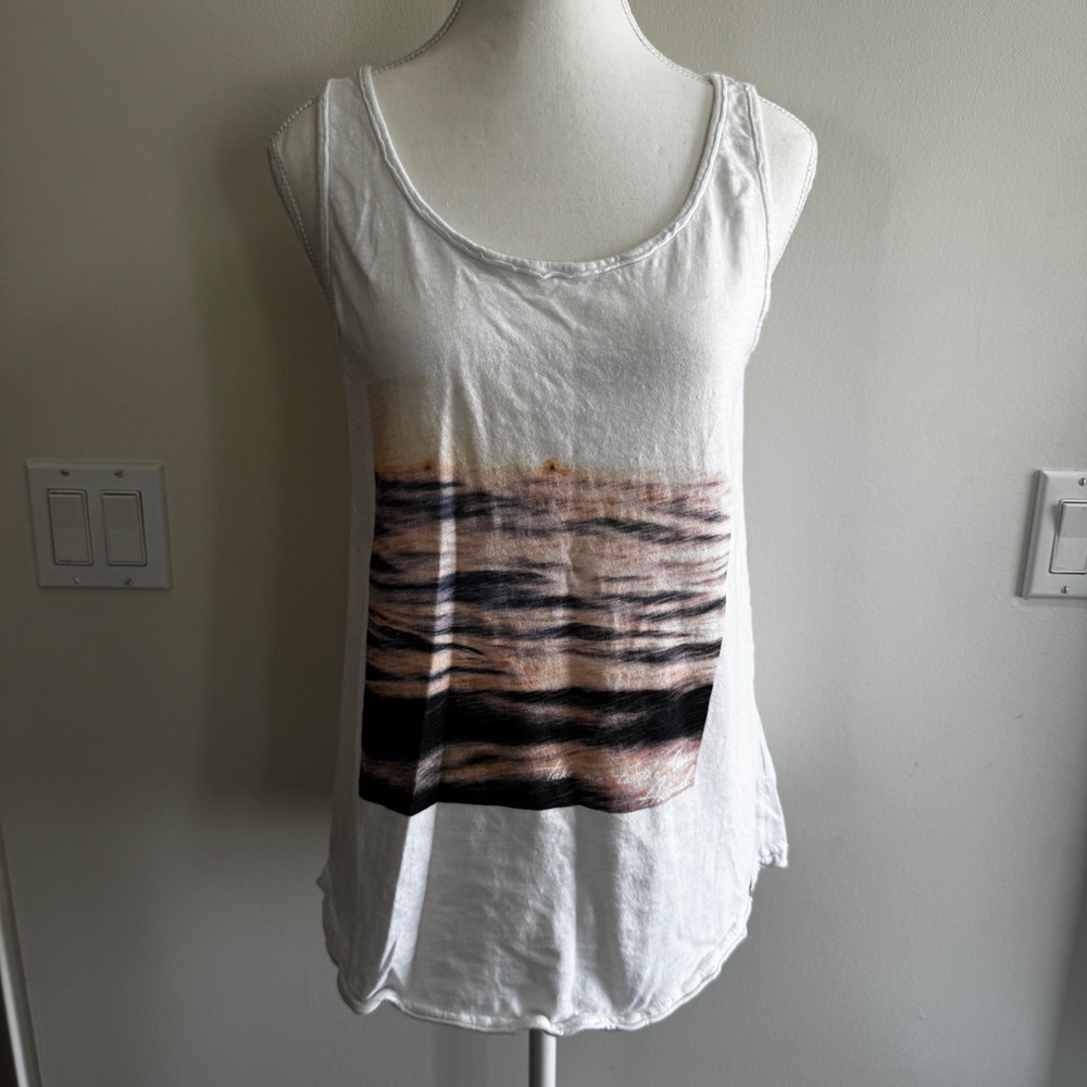 Animal Graphic Tank Top White Womens Small Beach Sunset Surf CL7SL363